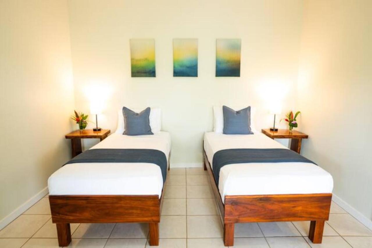 Casa Marlin Bed & Breakfast Бокас дел Торо Екстериор снимка