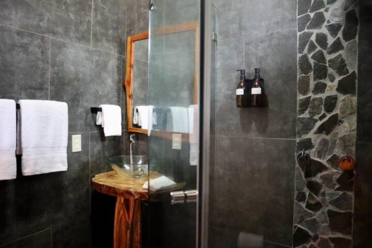 Casa Marlin Bed & Breakfast Бокас дел Торо Екстериор снимка